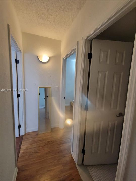 For Sale: $330,000 (2 beds, 2 baths, 1525 Square Feet)