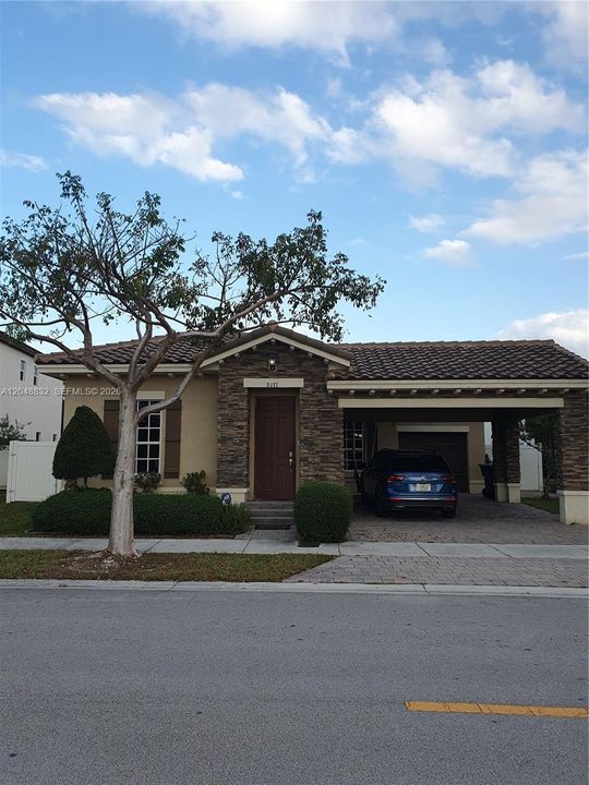 For Rent: $3,600 (3 beds, 2 baths, 2120 Square Feet)