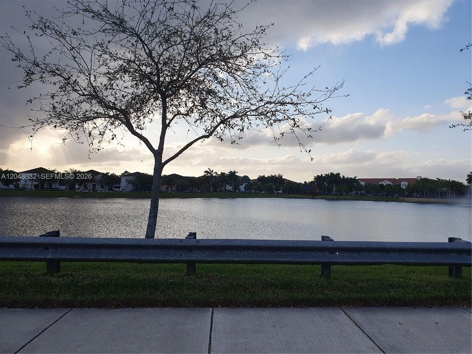 For Rent: $3,600 (3 beds, 2 baths, 2120 Square Feet)