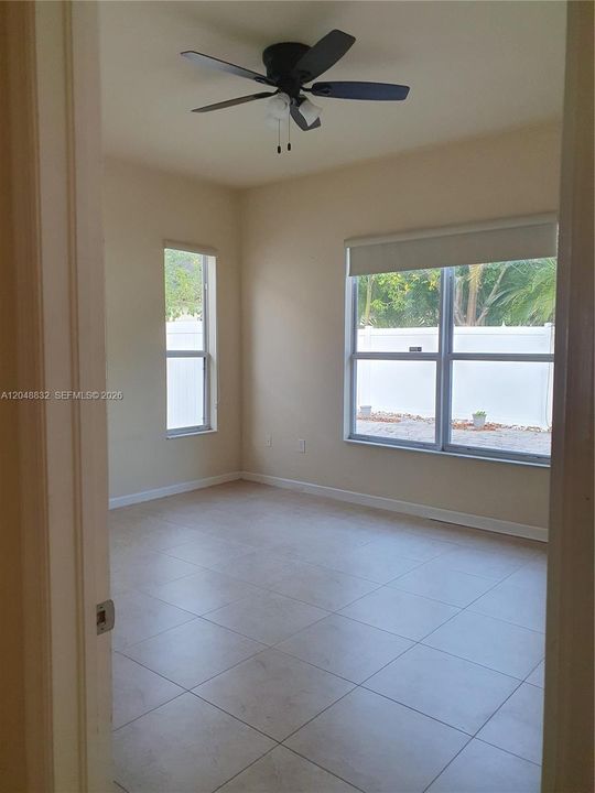 For Rent: $3,600 (3 beds, 2 baths, 2120 Square Feet)