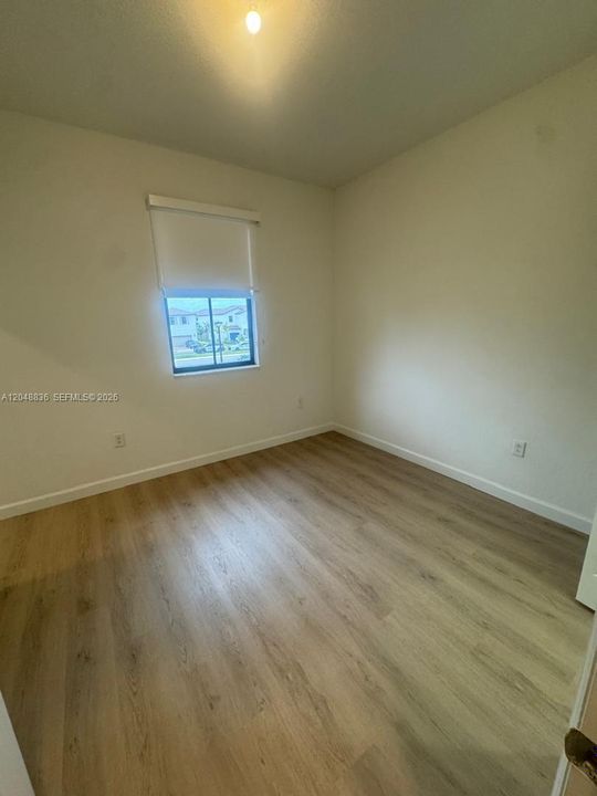For Rent: $2,400 (3 beds, 3 baths, 1328 Square Feet)
