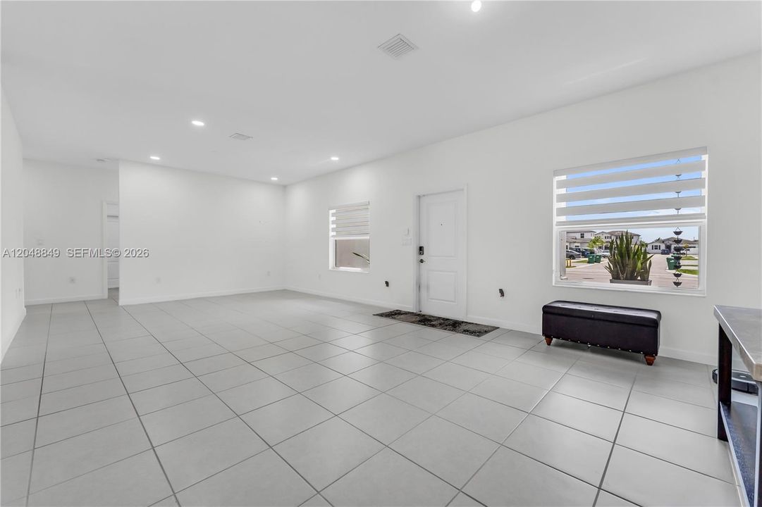 For Sale: $1,050,000 (4 beds, 3 baths, 2356 Square Feet)
