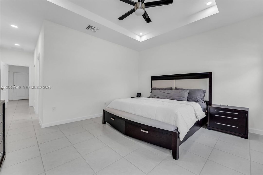 For Sale: $1,050,000 (4 beds, 3 baths, 2356 Square Feet)