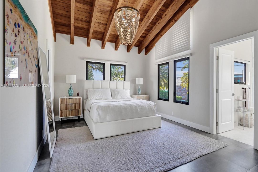 For Sale: $7,850,000 (6 beds, 7 baths, 6541 Square Feet)