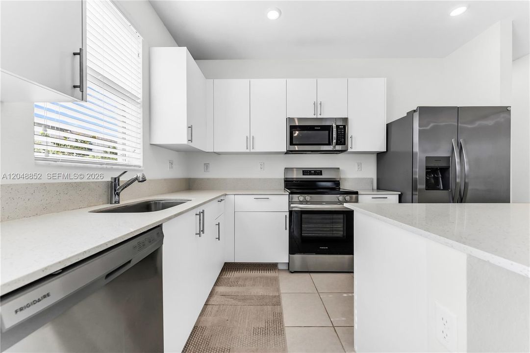 For Sale: $795,000 (4 beds, 3 baths, 2324 Square Feet)