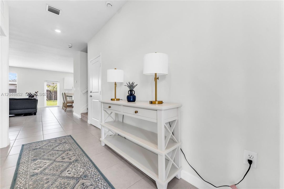 For Sale: $795,000 (4 beds, 3 baths, 2324 Square Feet)