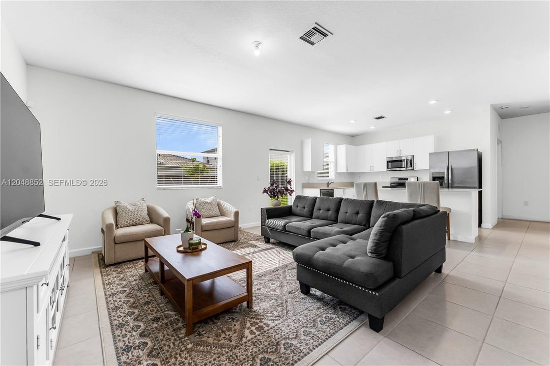 For Sale: $795,000 (4 beds, 3 baths, 2324 Square Feet)