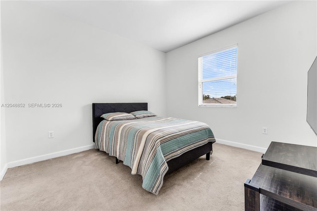 For Sale: $795,000 (4 beds, 3 baths, 2324 Square Feet)