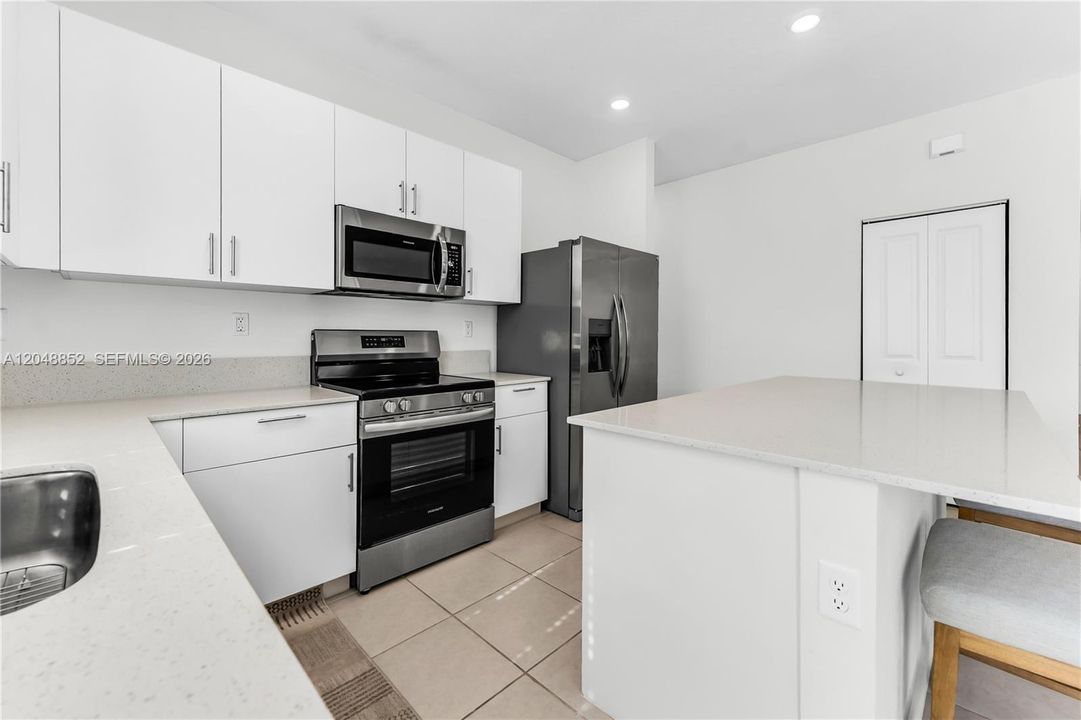For Sale: $795,000 (4 beds, 3 baths, 2324 Square Feet)