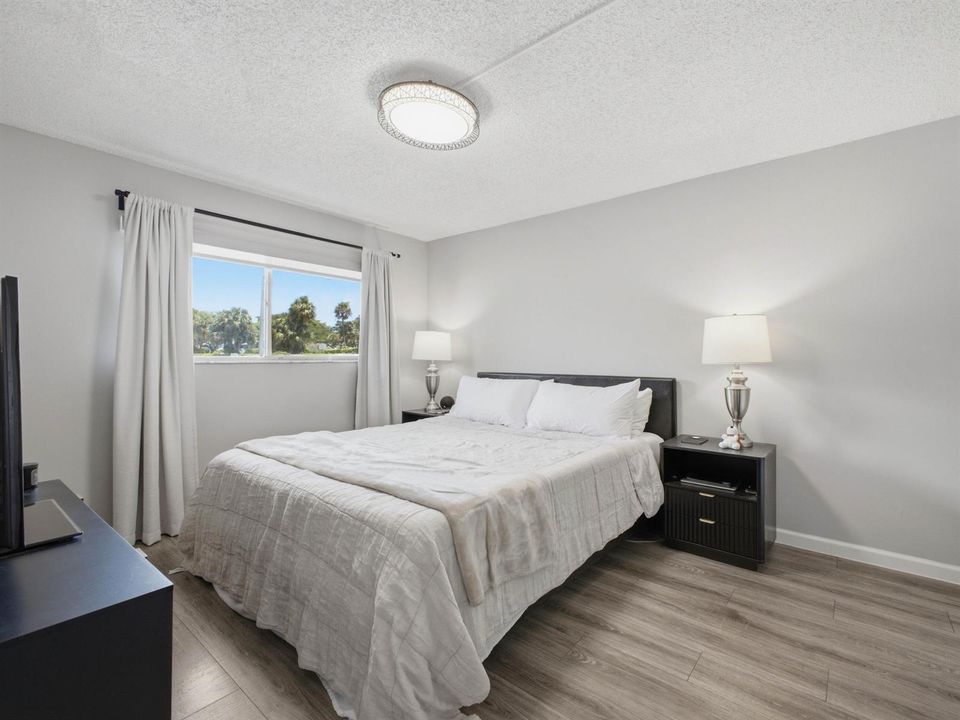 Guest Bedroom 1