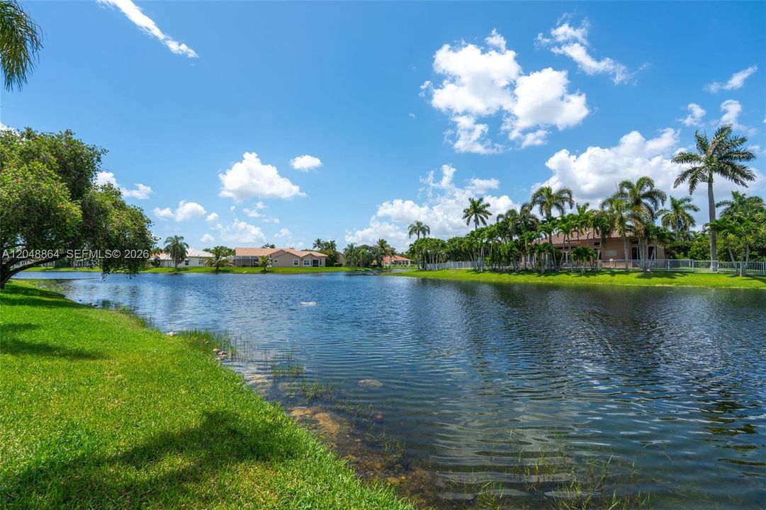 Active With Contract: $899,000 (4 beds, 3 baths, 2877 Square Feet)