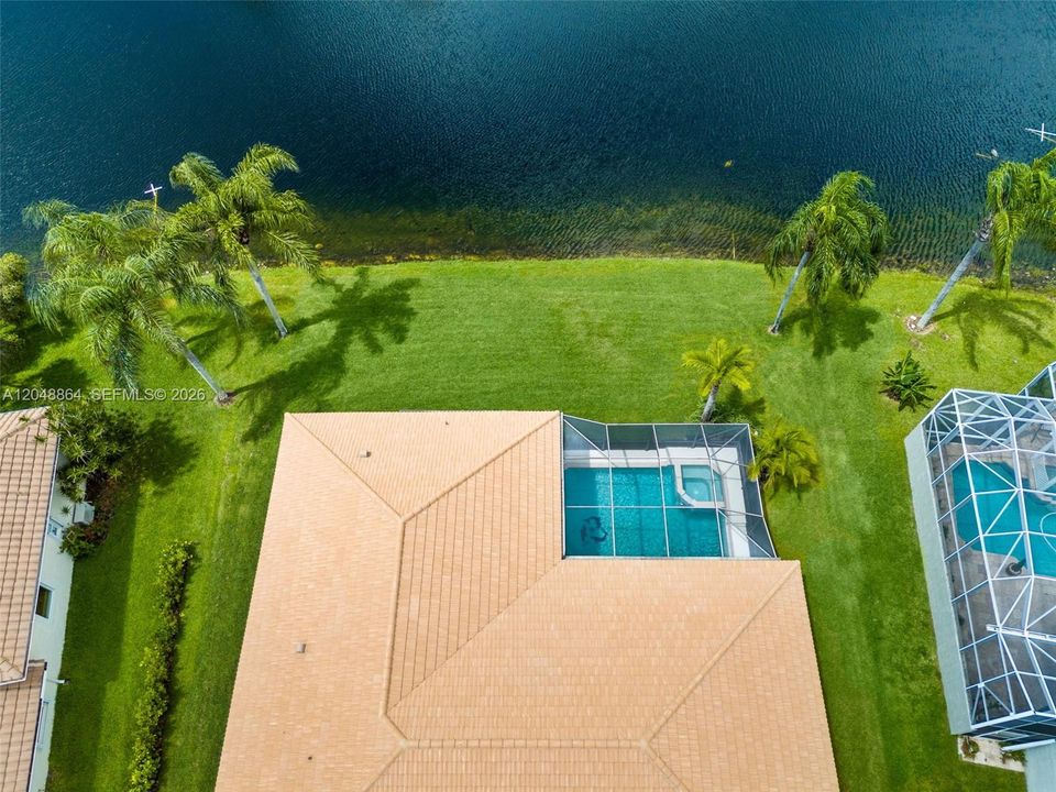 Active With Contract: $899,000 (4 beds, 3 baths, 2877 Square Feet)
