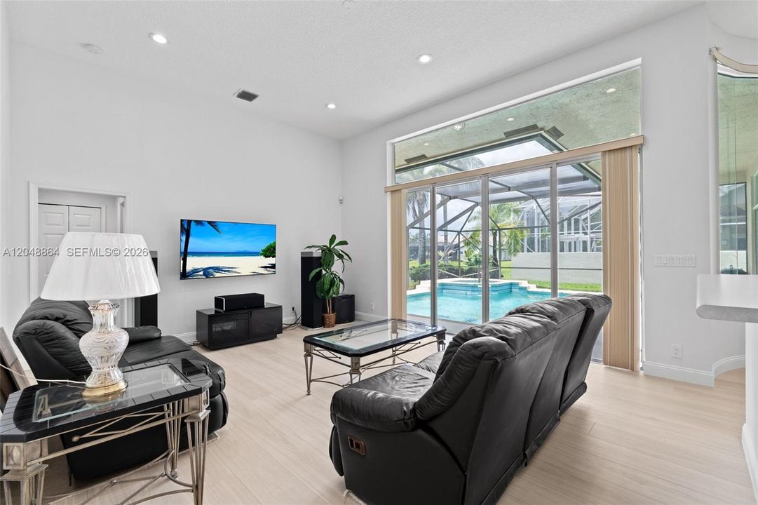 Active With Contract: $899,000 (4 beds, 3 baths, 2877 Square Feet)