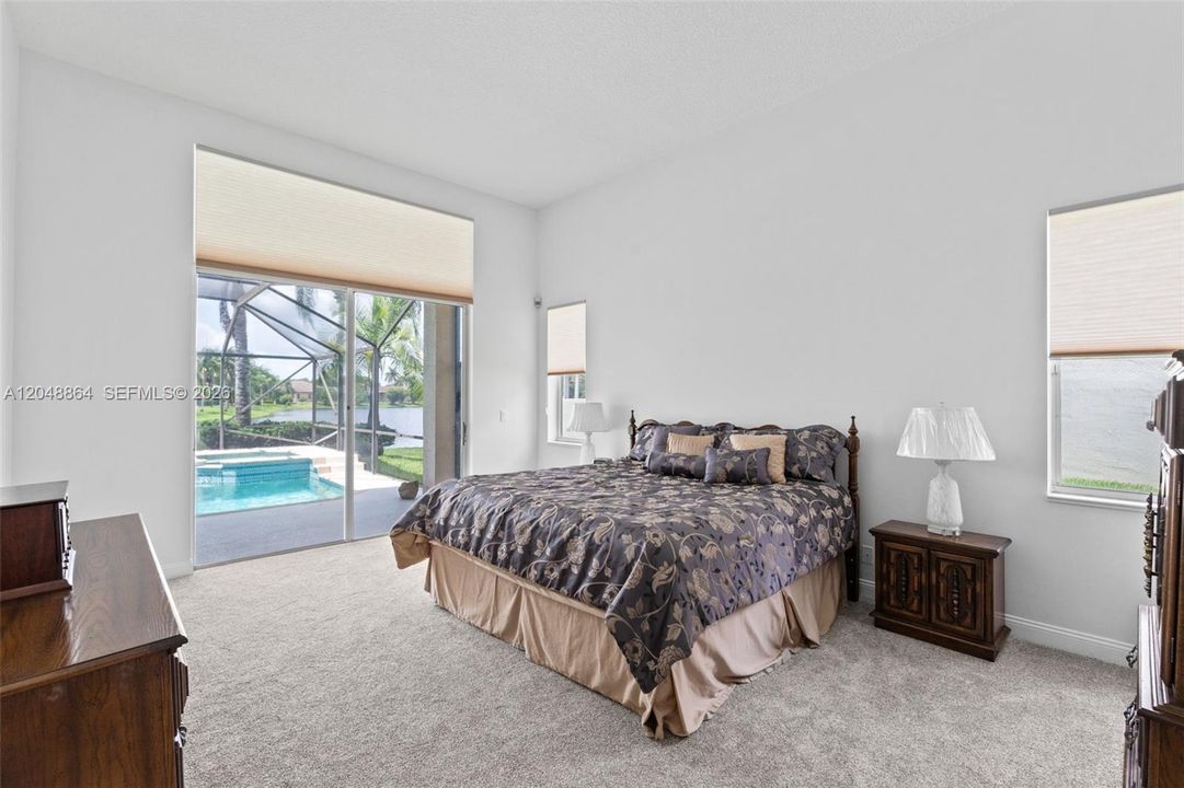 Active With Contract: $899,000 (4 beds, 3 baths, 2877 Square Feet)