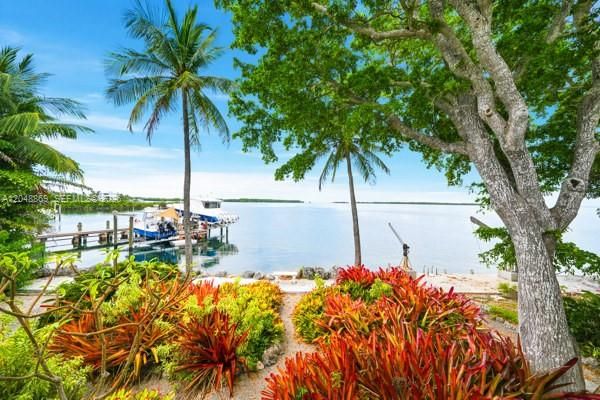 En Venta: $3,750,000 (4 camas, 4 baños, 2320 Pies cuadrados)