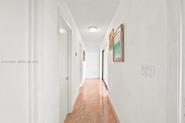 En Venta: $3,750,000 (4 camas, 4 baños, 2320 Pies cuadrados)