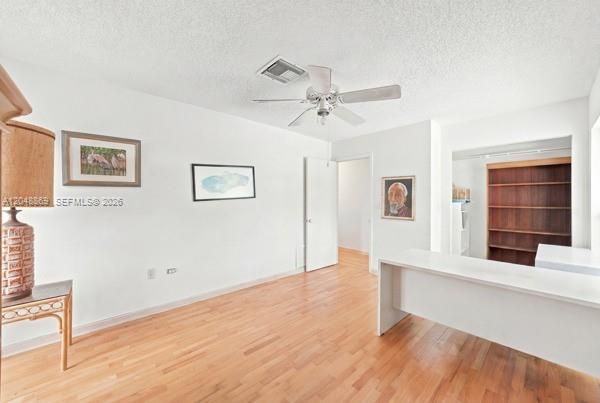 En Venta: $3,750,000 (4 camas, 4 baños, 2320 Pies cuadrados)