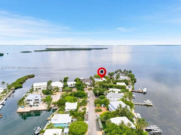 En Venta: $3,750,000 (4 camas, 4 baños, 2320 Pies cuadrados)