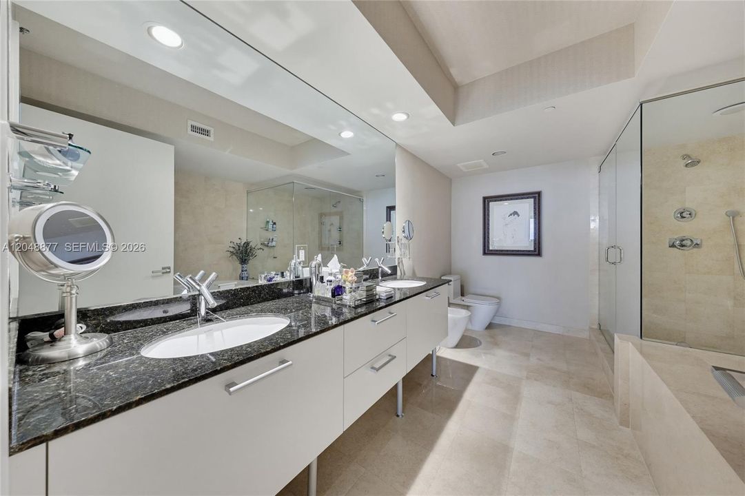 For Rent: $8,000 (2 beds, 2 baths, 1886 Square Feet)