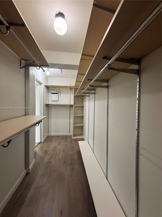 For Rent: $5,000 (4 beds, 2 baths, 2027 Square Feet)