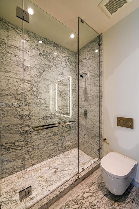For Sale: $6,950,000 (3 beds, 3 baths, 2503 Square Feet)