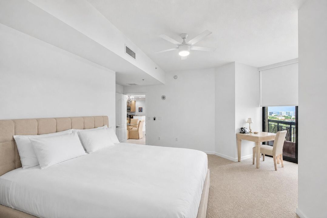 Primary Bedroom Sitting Area & Balcony
