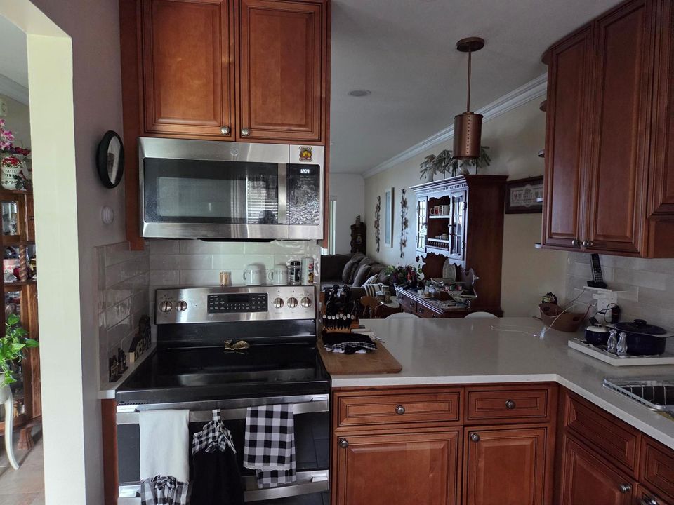 Kitchen 1
