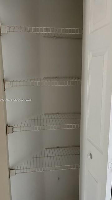 For Rent: $2,150 (2 beds, 2 baths, 970 Square Feet)