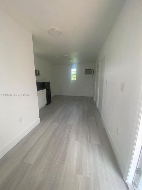 For Rent: $1,200 (0 beds, 1 baths, 0 Square Feet)