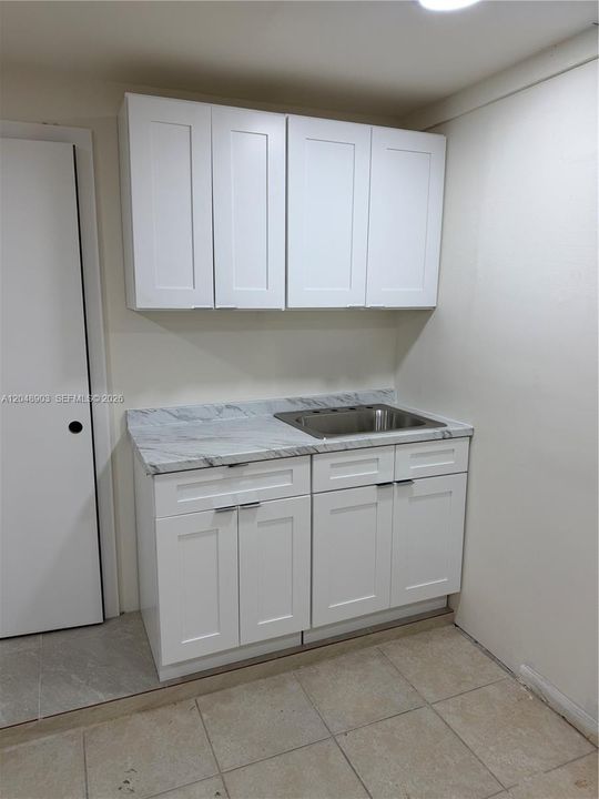 For Rent: $1,500 (0 beds, 1 baths, 450 Square Feet)