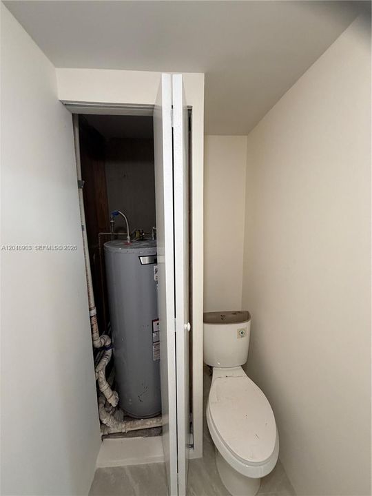 For Rent: $1,500 (0 beds, 1 baths, 450 Square Feet)
