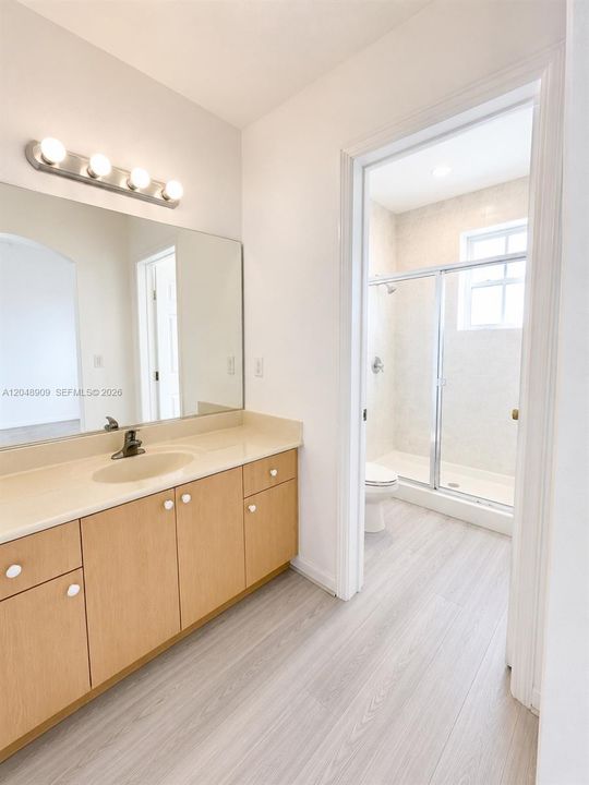 For Sale: $470,000 (3 beds, 2 baths, 1613 Square Feet)
