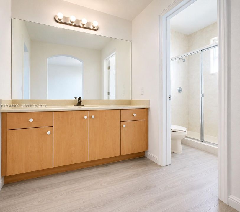 For Sale: $470,000 (3 beds, 2 baths, 1613 Square Feet)