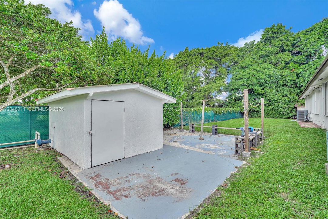 En Venta: $1,100,000 (4 camas, 4 baños, 2696 Pies cuadrados)