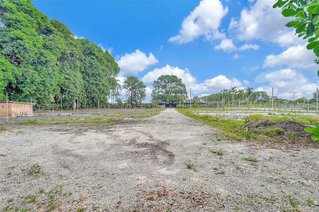 En Venta: $1,100,000 (4 camas, 4 baños, 2696 Pies cuadrados)