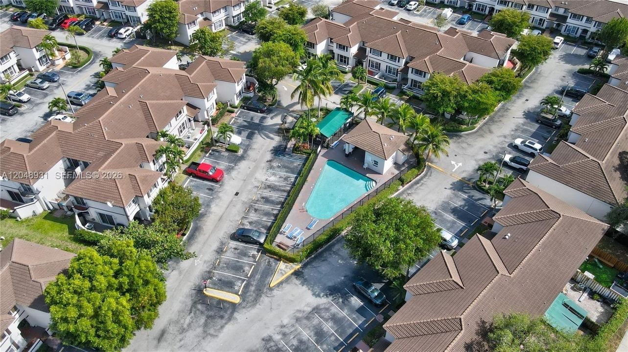 For Rent: $2,900 (3 beds, 2 baths, 1260 Square Feet)