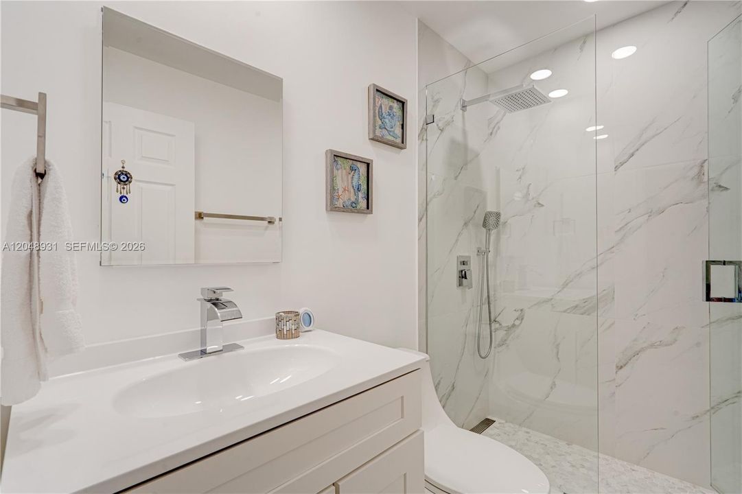 For Rent: $2,900 (3 beds, 2 baths, 1260 Square Feet)