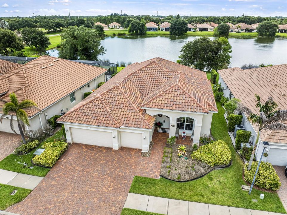 1774-Belmont-Cir-SW-HigMedia-002