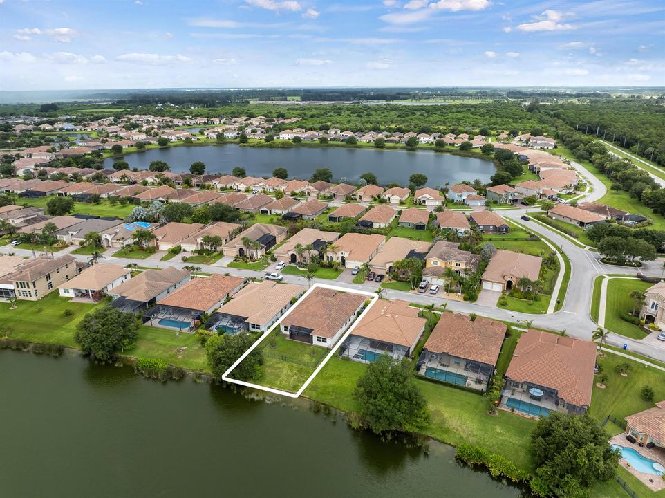 1774-Belmont-Cir-SW-HigMedia-005