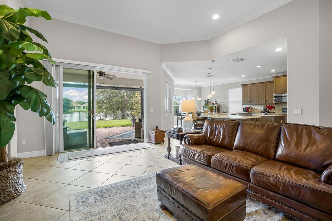 1774-Belmont-Cir-SW-HigMedia-020