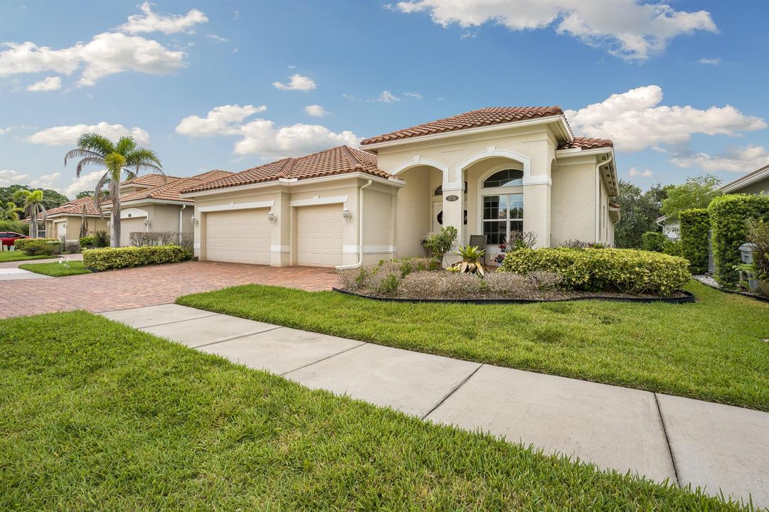 1774-Belmont-Cir-SW-HigMedia-010