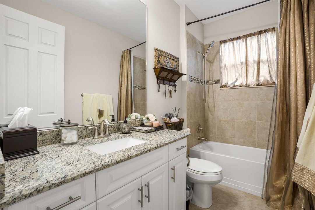 1774-Belmont-Cir-SW-HigMedia-041