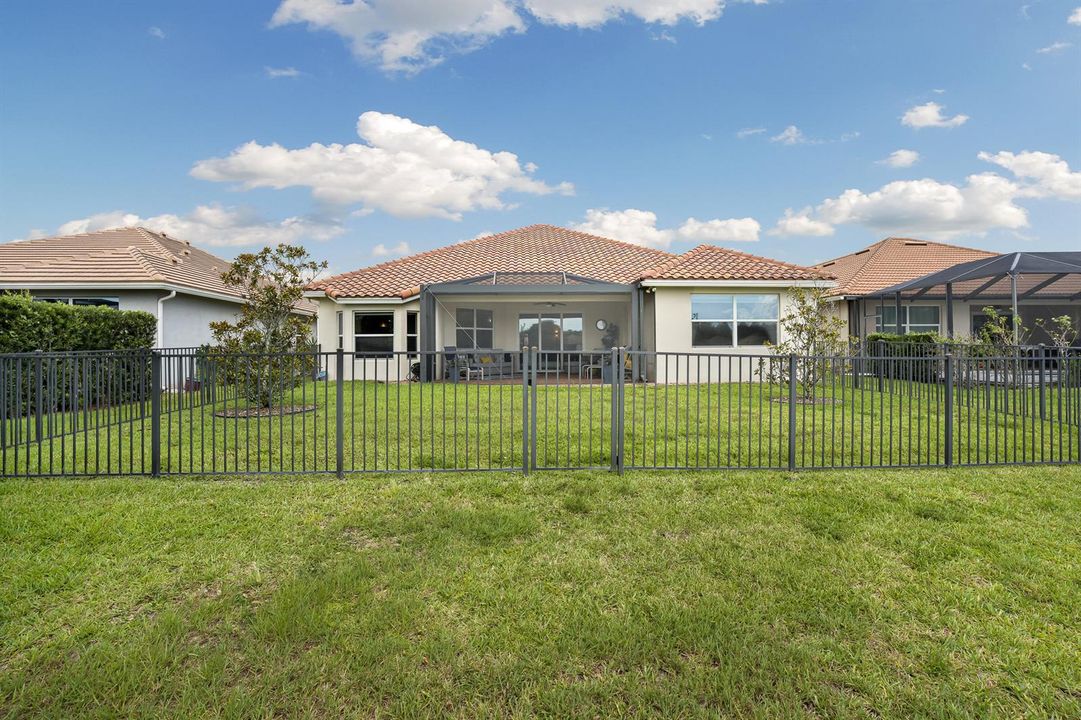 1774-Belmont-Cir-SW-HigMedia-051