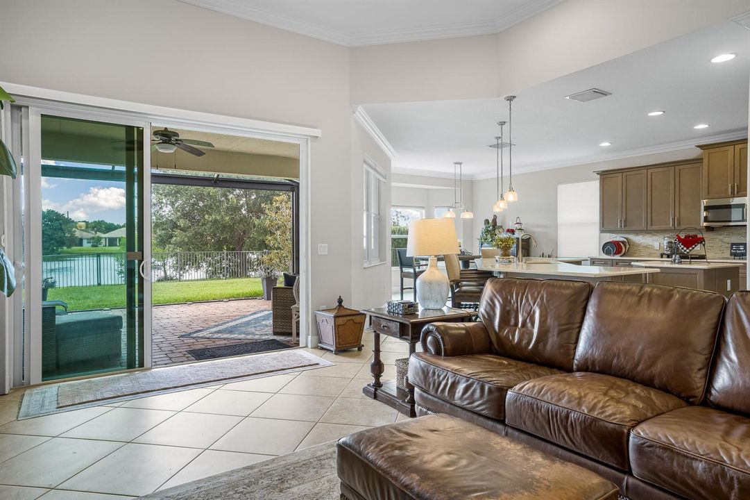 1774-Belmont-Cir-SW-HigMedia-021