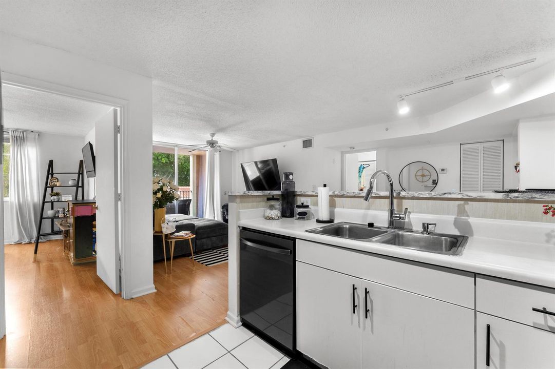 4812 N State Road 7 #205-15