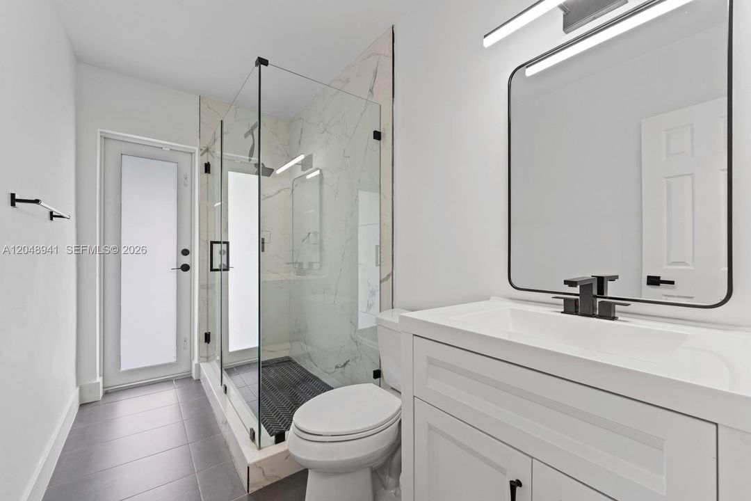 For Sale: $699,000 (3 beds, 2 baths, 1435 Square Feet)