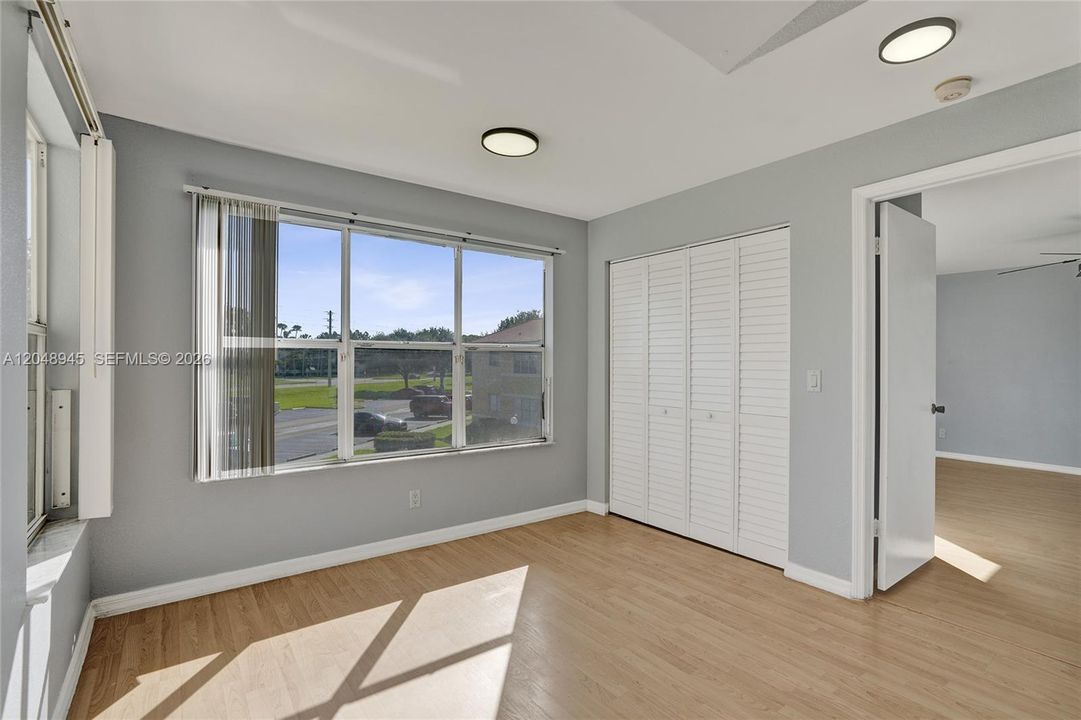 For Rent: $2,400 (2 beds, 2 baths, 1065 Square Feet)