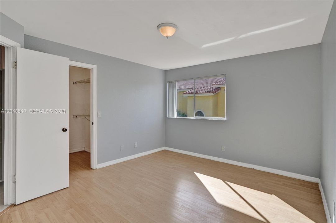 For Rent: $2,400 (2 beds, 2 baths, 1065 Square Feet)