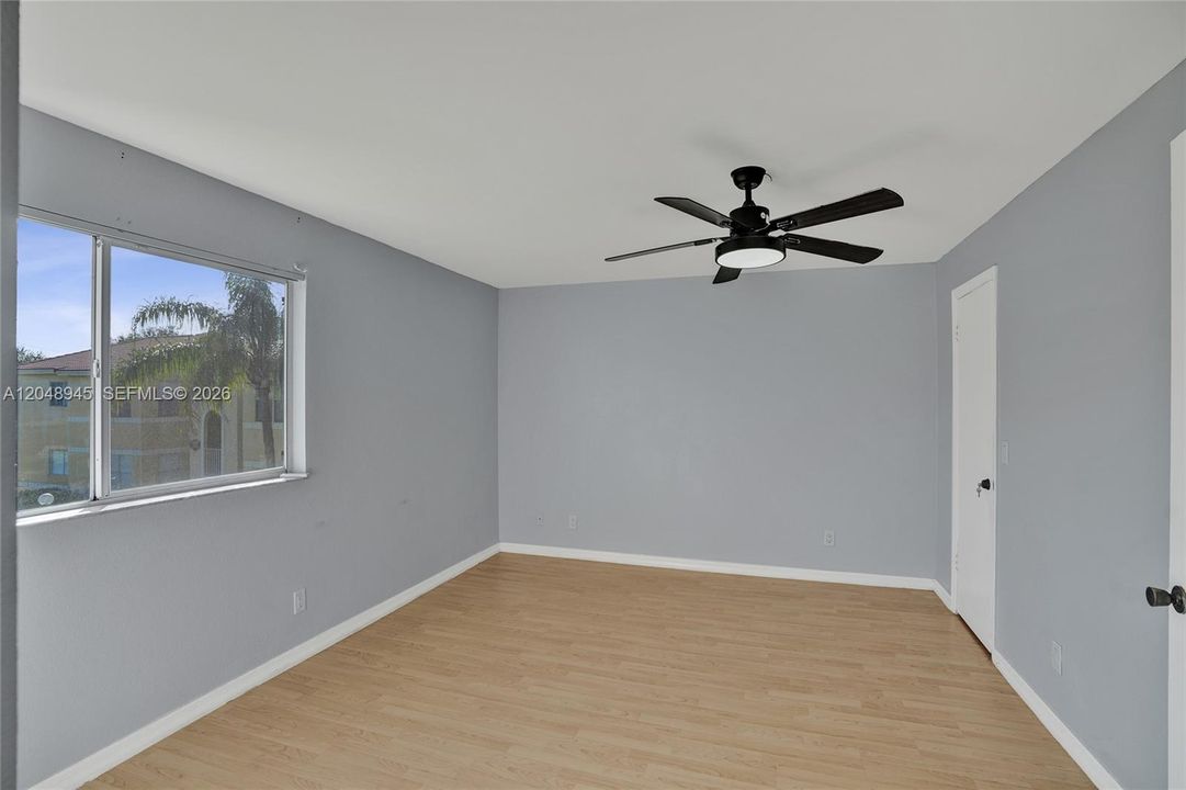 For Rent: $2,400 (2 beds, 2 baths, 1065 Square Feet)