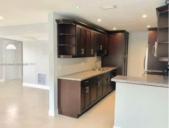 For Sale: $272,000 (3 beds, 1 baths, 1167 Square Feet)